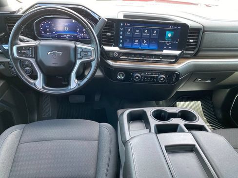Used 2024 Chevrolet Silverado 1500 RST AWD/4WD image 4
