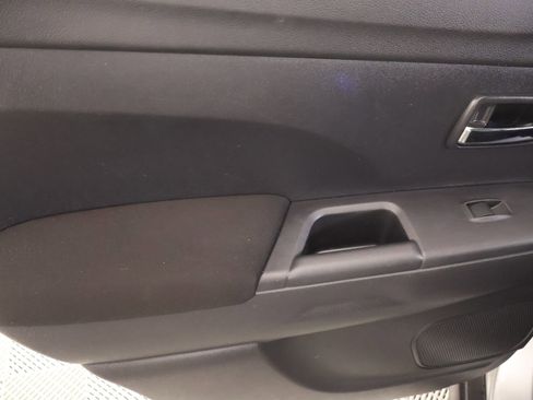 Used 2020 Mitsubishi Outlander Sport ES image 15