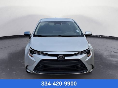 Used 2024 Toyota Corolla LE image 8