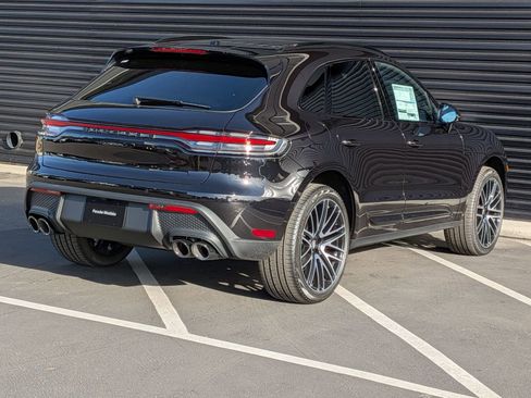 New 2026 Porsche Macan S image 9
