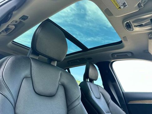Used 2021 Volvo XC90 T8 Inscription Expression w/ Advanced Package AWD/4WD image 21