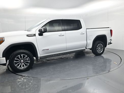 Used 2021 GMC Sierra 1500 AT4 w/ AT4 Premium Package image 4