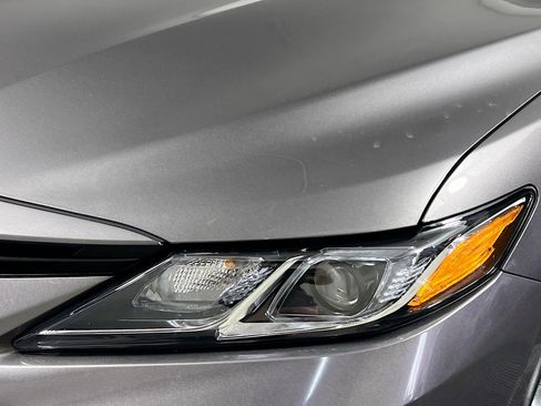 Used 2024 Toyota Camry LE w/ Convenience Package FWD image 11