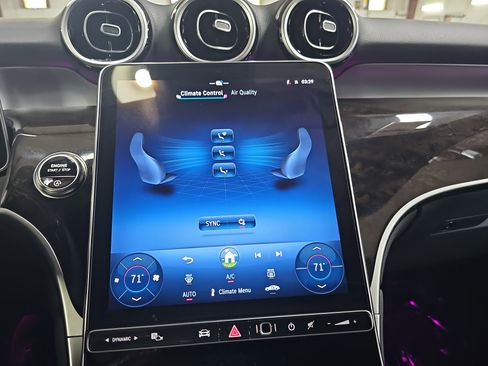 Certified 2026 Mercedes-Benz GLC 300 image 21