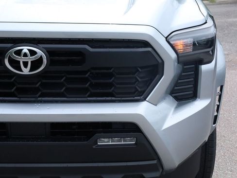 New 2025 Toyota Tacoma TRD Sport image 15
