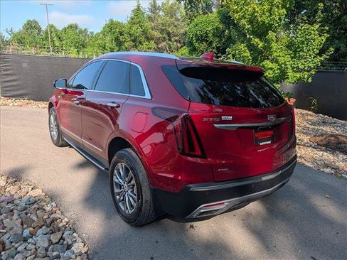 Used 2021 Cadillac XT5 Premium Luxury AWD/4WD image 3