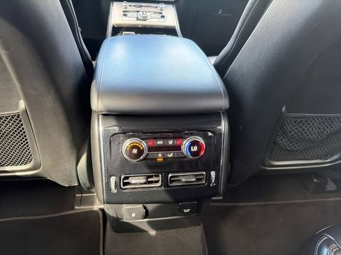 Used 2021 Lincoln Aviator AWD w/ Elements Package image 23