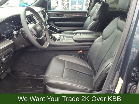 Used 2022 Jeep Wagoneer Series III w/ Convenience Group I image 9