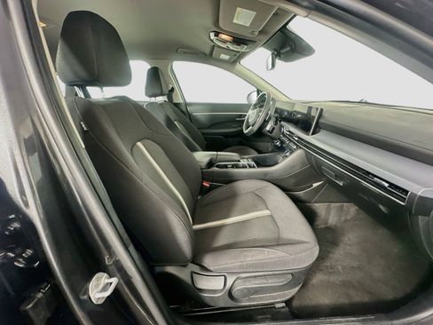 Used 2025 Hyundai Sonata SEL FWD image 31