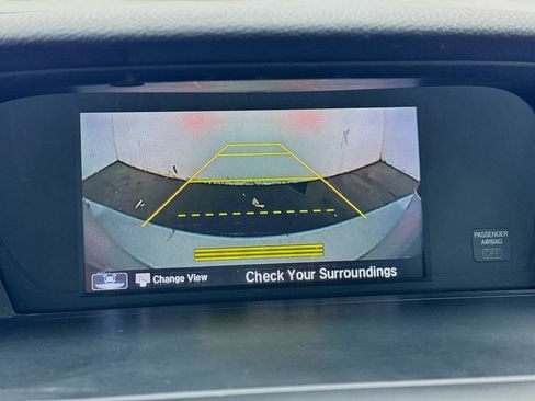 Used 2017 Honda Accord Touring image 10