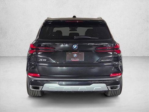 New 2026 BMW X5 xDrive50e w/ Premium Package image 6