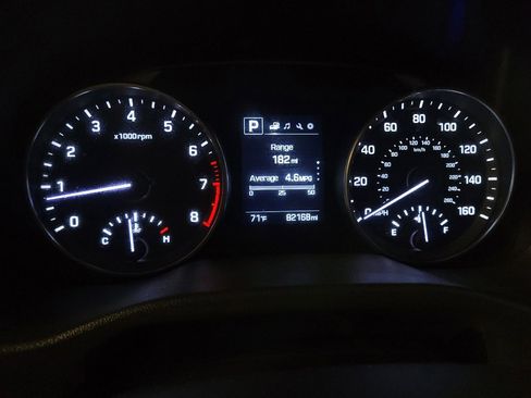 Used 2017 Hyundai Elantra Limited FWD image 23
