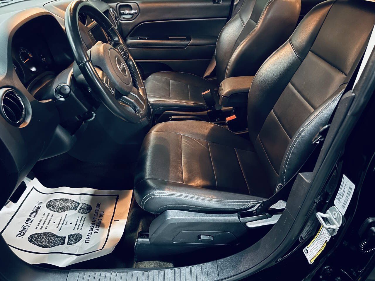Used 2016 Jeep Patriot High Altitude FWD image 18