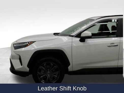 Used 2022 Toyota RAV4 Limited image 21
