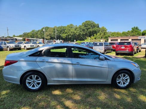 Used 2012 Hyundai Sonata GLS w/ Popular Equipment Pkg image 2