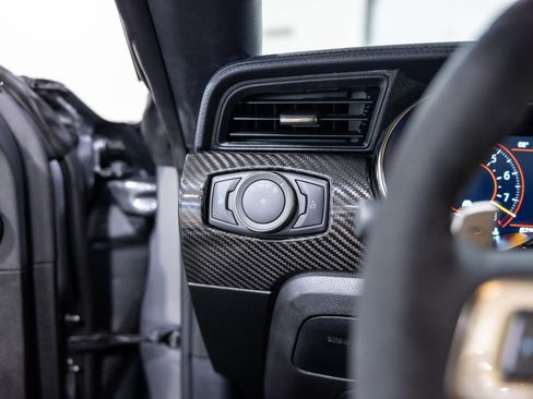 Used 2022 Ford Mustang Shelby GT500 w/ Carbon Fiber Track Pack image 49