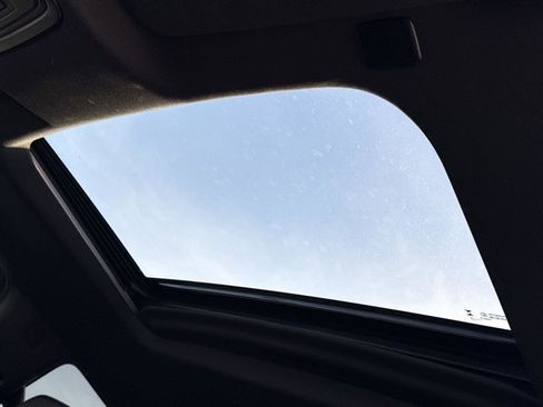 Used 2025 GMC Sierra 1500 AT4 w/ AT4 Premium Package image 16