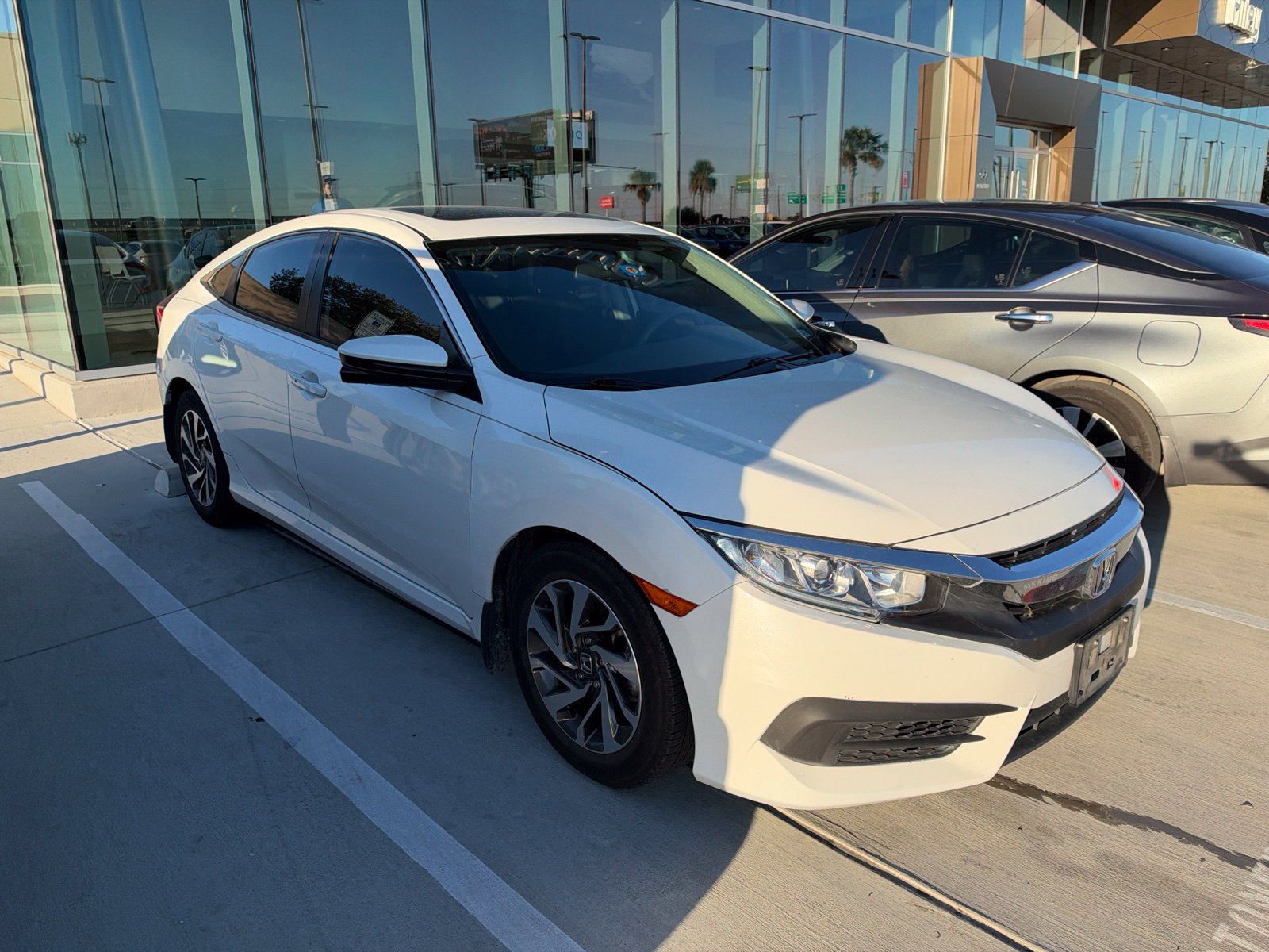 Used 2017 Honda Civic EX image 5