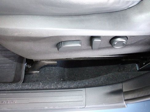 Used 2021 Subaru Forester Limited w/ Popular Package #3 image 24