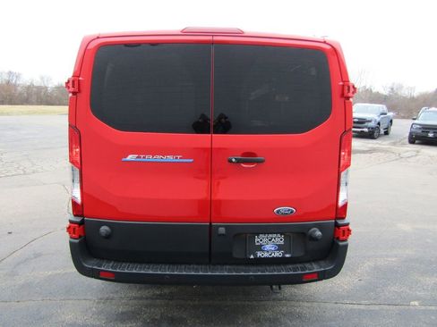Used 2024 Ford E-Transit Base image 5