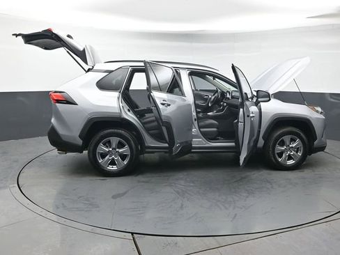 Certified 2025 Toyota RAV4 XLE AWD/4WD image 52