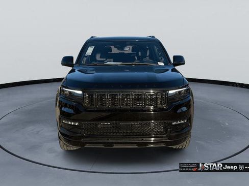 Used 2024 Jeep Wagoneer Series II w/ Convenience Group I image 2