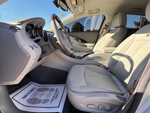 Used 2011 Buick LaCrosse CXS image 10