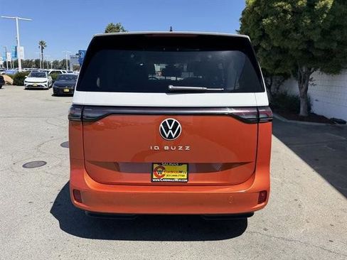 New 2025 Volkswagen ID. Buzz 1st Edition image 5