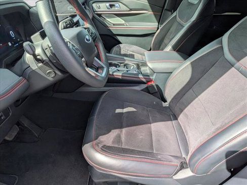 Certified 2025 Ford Explorer ST RWD image 16