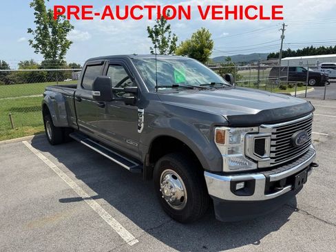 Used 2022 Ford F350 XLT w/ XLT Value Package AWD/4WD image 1