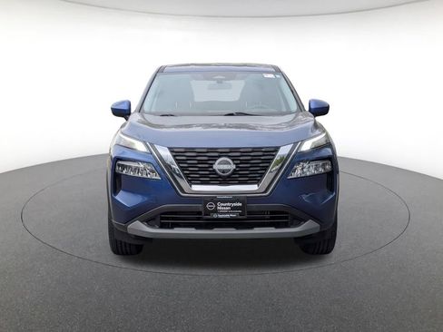 Used 2023 Nissan Rogue SV AWD/4WD image 2