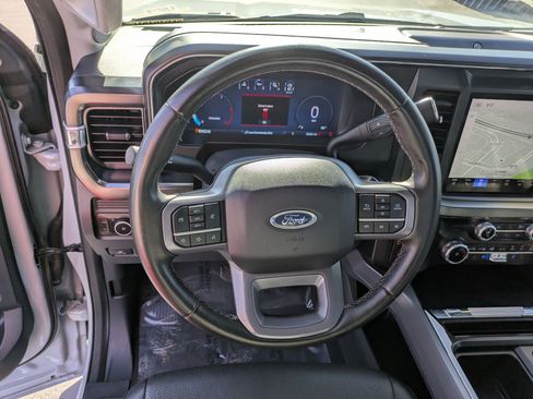 Certified 2025 Ford F250 Lariat AWD/4WD image 18
