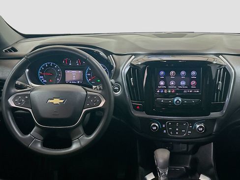 Used 2023 Chevrolet Traverse LT w/ LPO, Floor Liner Package FWD image 18