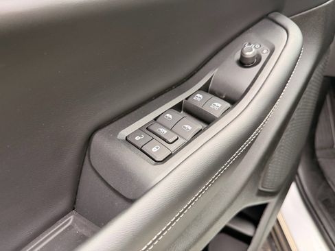 New 2026 Jeep Grand Cherokee Altitude AWD/4WD image 11