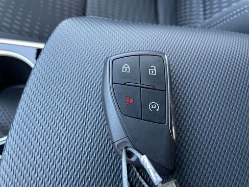 Used 2025 Chevrolet Equinox LT image 22