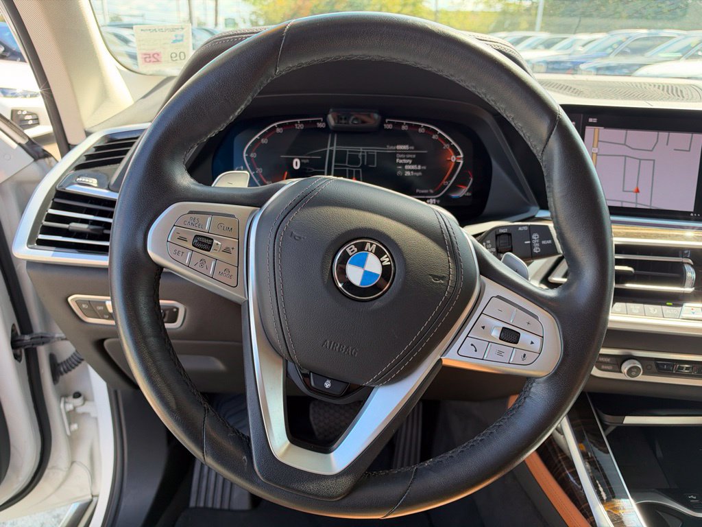 Used 2021 BMW X7 xDrive40i w/ Premium Package AWD/4WD image 16