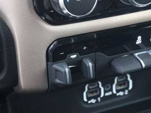 Used 2022 RAM 2500 Laramie image 33