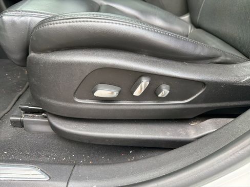 Used 2017 Cadillac XT5 Luxury image 13