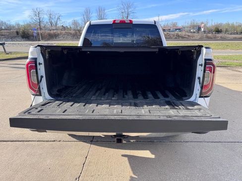 Used 2017 GMC Sierra 1500 SLT image 14