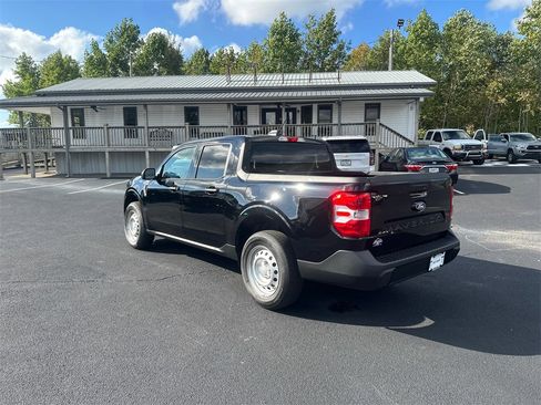 New 2025 Ford Maverick XL image 7