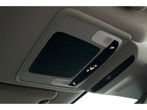 Certified 2023 Honda HR-V LX image 24