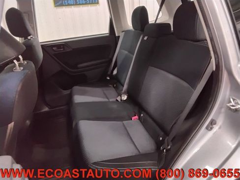 Used 2017 Subaru Forester 2.5i w/ Alloy Wheel Package image 13