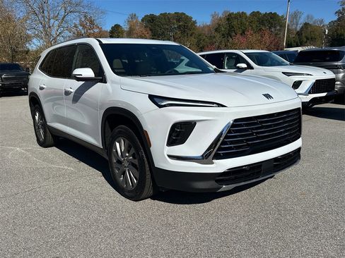 New 2026 Buick Enclave Preferred image 4