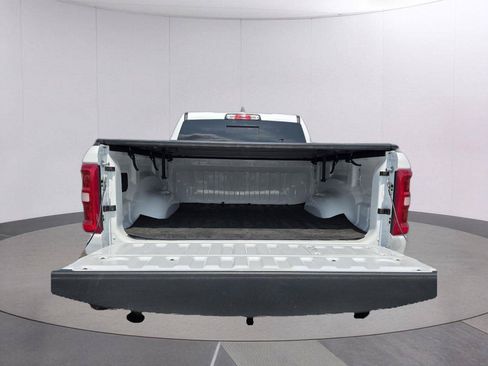 Used 2026 RAM 1500 Laramie AWD/4WD image 35