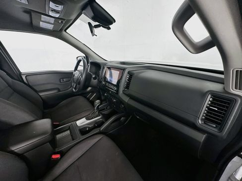 Used 2022 Nissan Frontier S RWD image 25