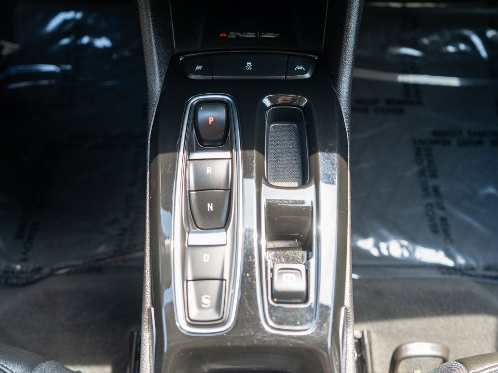 Certified 2023 Chevrolet Bolt EUV Premier w/ Redline Edition FWD image 28