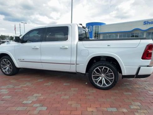Used 2025 RAM 1500 Tungsten AWD/4WD image 8