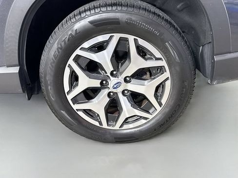Used 2019 Subaru Forester Premium w/ Popular Package #1 AWD/4WD image 32