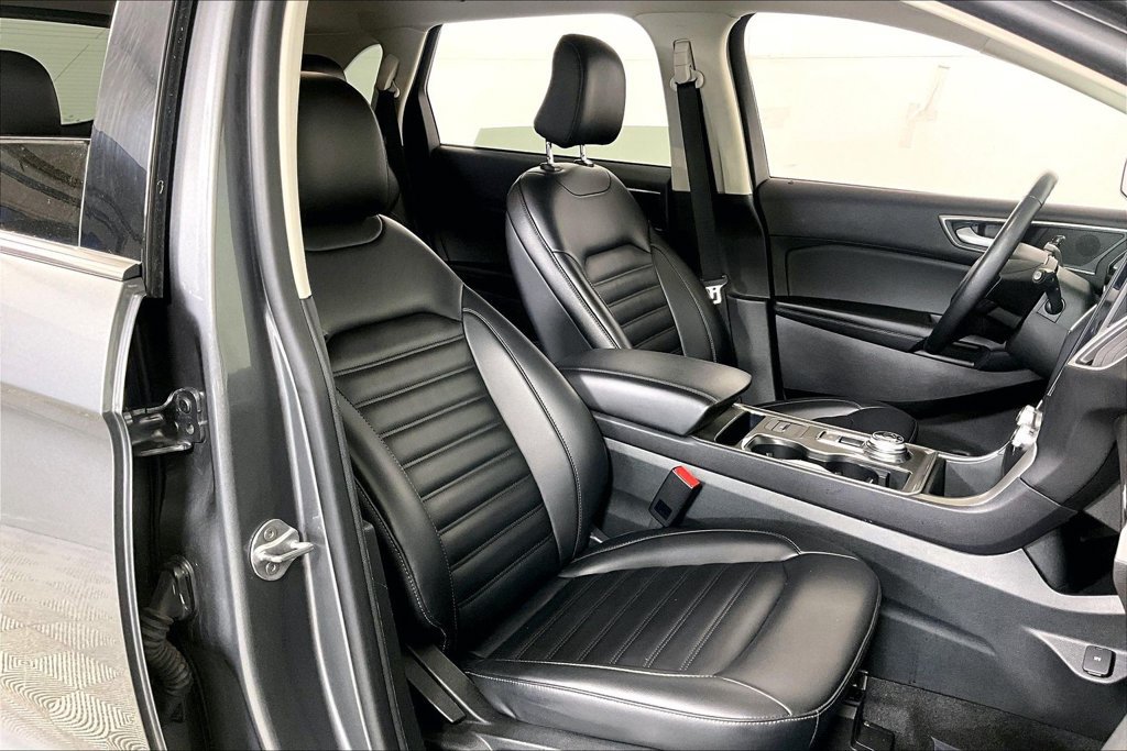 Used 2024 Ford Edge SEL AWD/4WD image 7