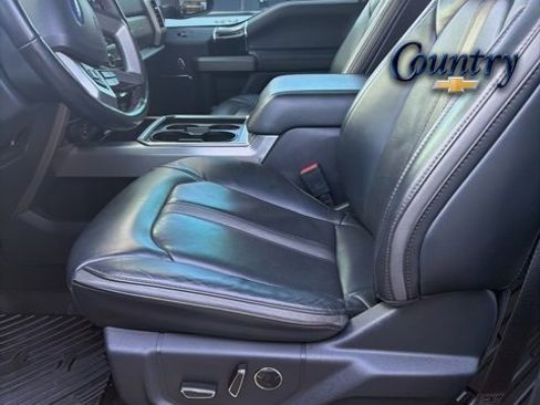 Used 2022 Ford F450 Platinum image 21